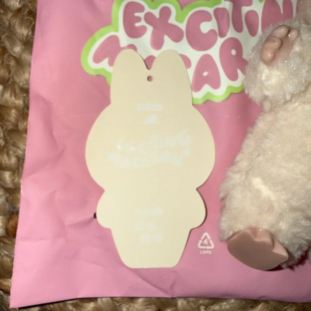 POP MART * Soy Milk* LABUBU - Picture 3 of 4